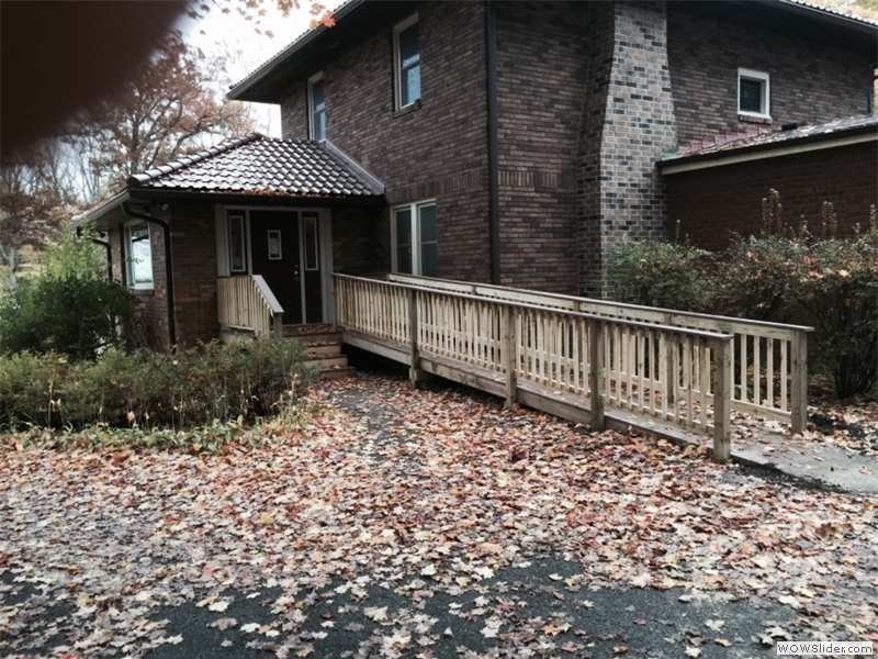 Entry Deck and Handicap Accessible Ramp