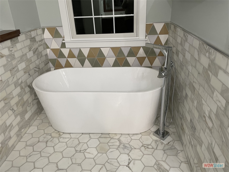 Transitional Master Bathroom Update